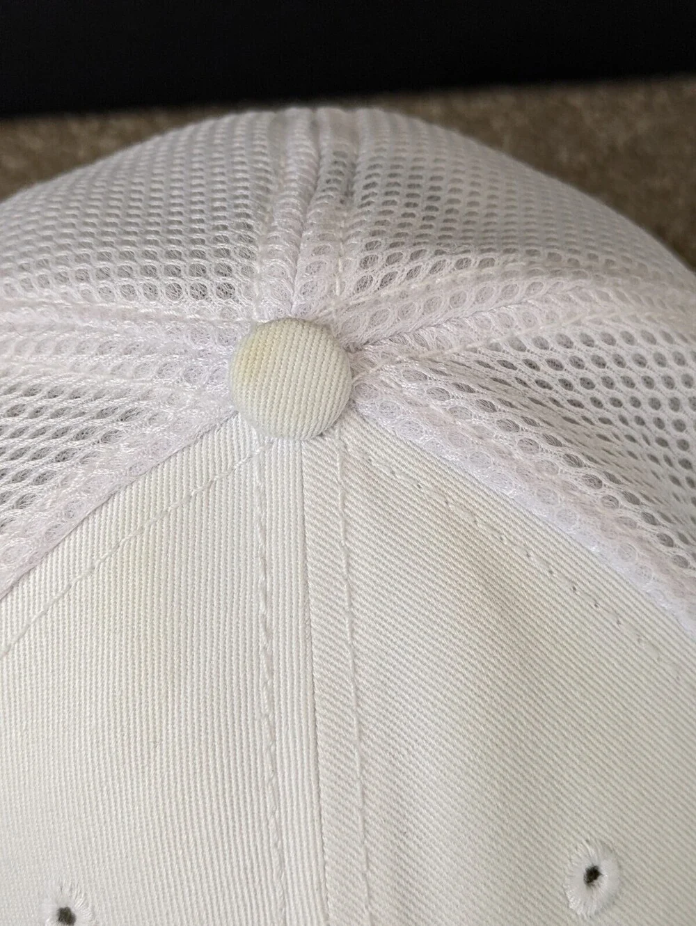 Titleist Tour Performance Mesh Baseball Cap Golf Hat White Black Mesh L XL